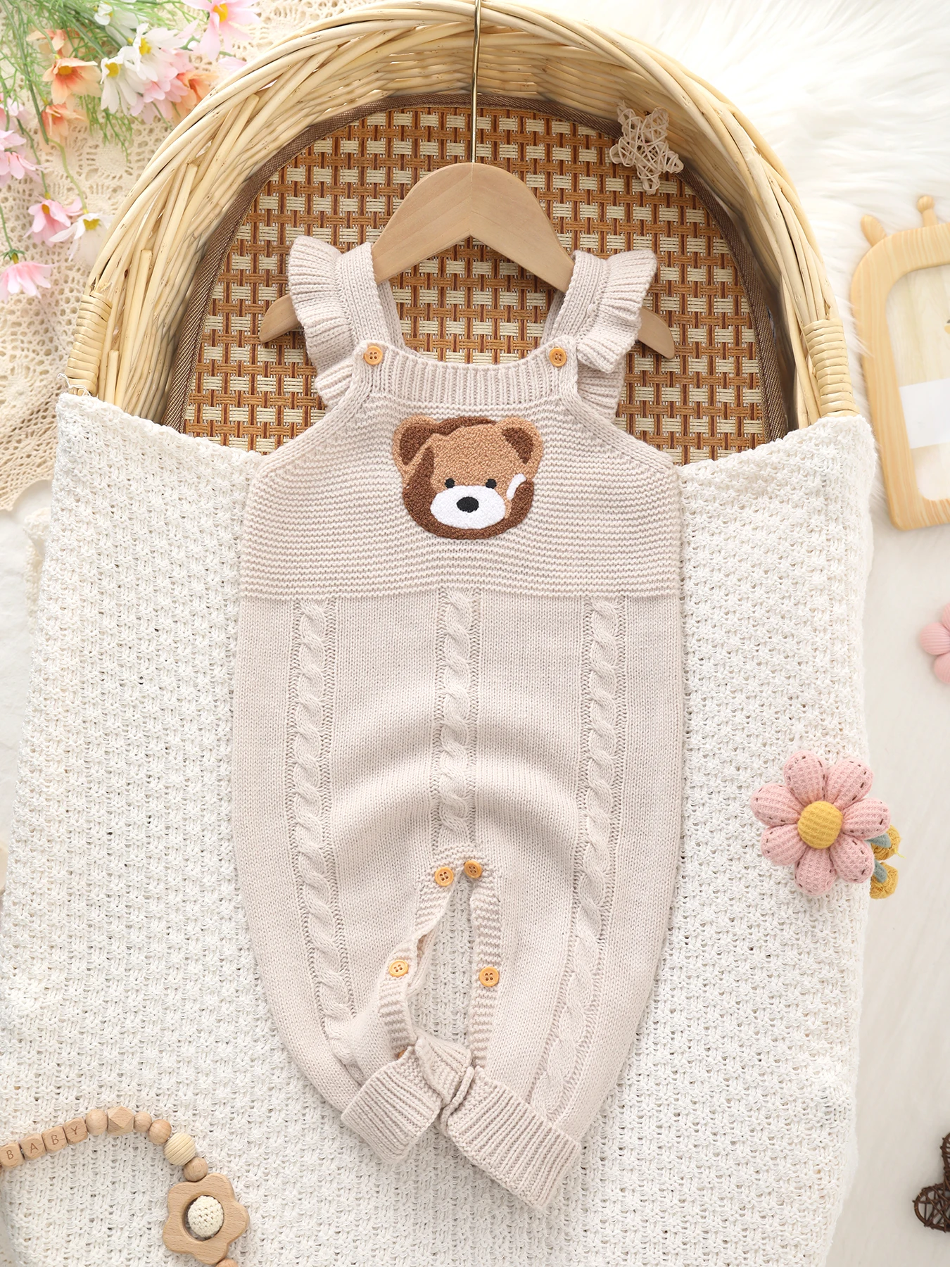 Baby Bear Knit Romper, Spring and Autumn Baby Cable-Knit Jumpsuit, Ruffle Shoulder Open-Crotch Crawling Suit, Newborn Outing Outfit.