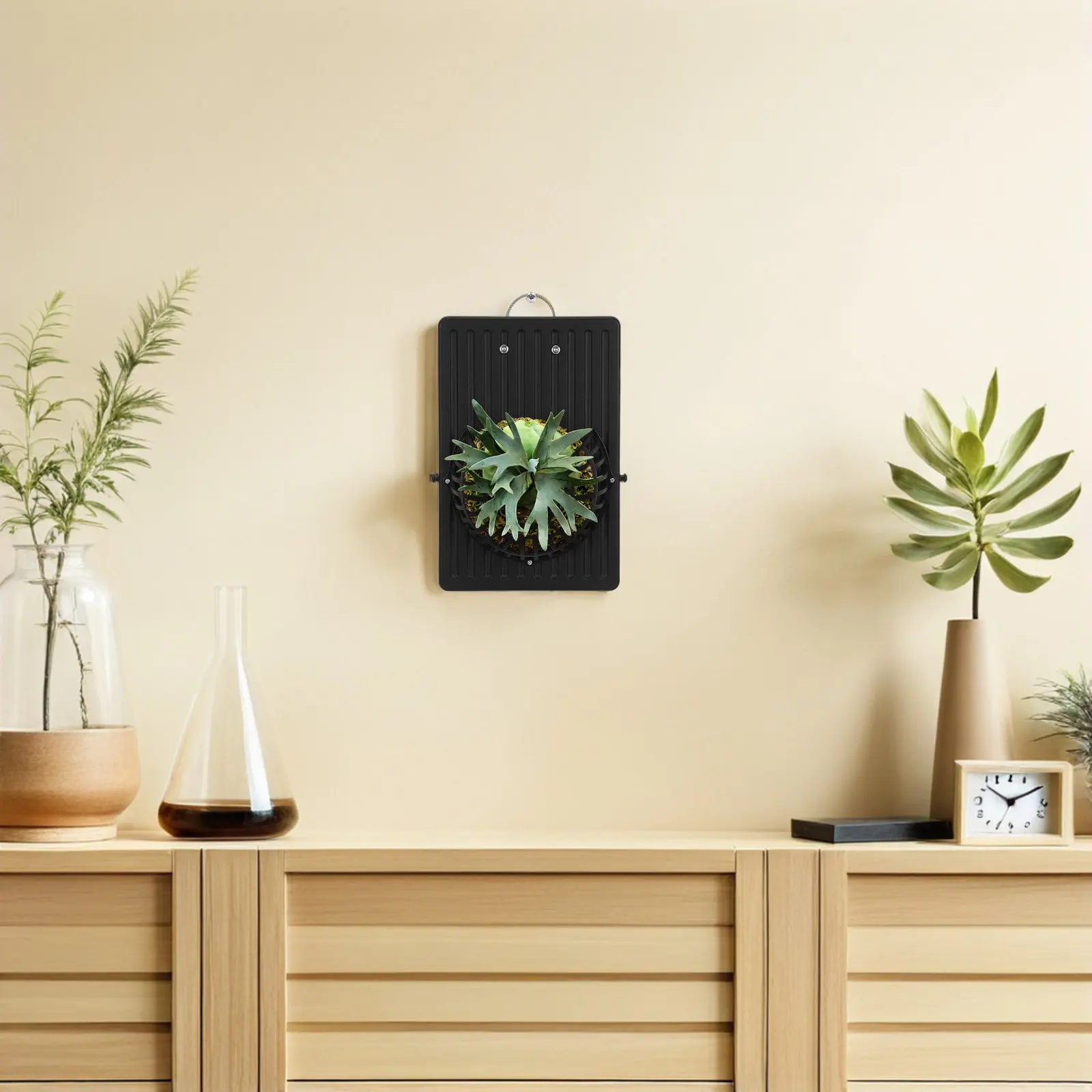 Plastic Wall Planter Mounting  - огляд і ціна Vertical Planter