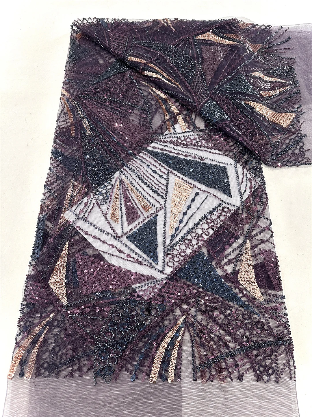 

African French Sequins Lace Fabric Embroidered Nigerian Tulle Fabrics 2025 High Quality Lace Heavy Beaded For Sewing Party Dress