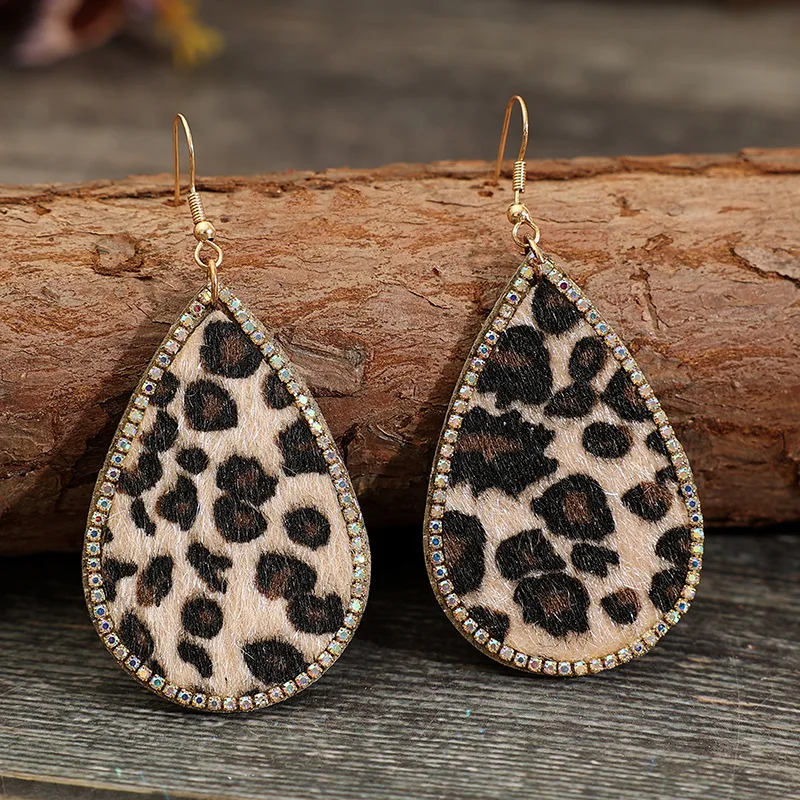 2023 New Retro Drop-shaped Horse Hair Leather Leopard Pattern Western Style Rhinestone Earrings Jewelry for Women Girl