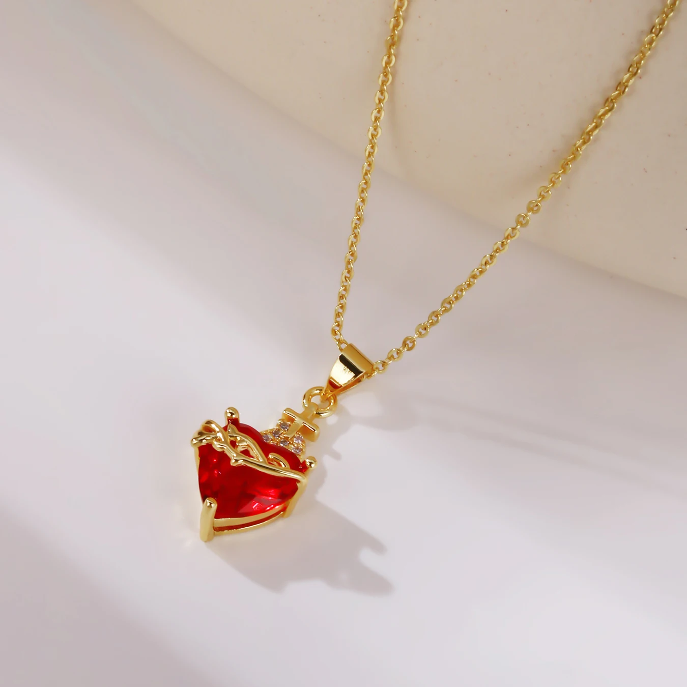 1PC Red Cubic Zirconia Sacred Heart of Jesus Necklace For Women Stainless Steel Chritian Cross Pendant Necklace Women Jewelry
