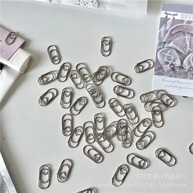 30Pcs Y2K Advanced Sense Silver Metal Heart Paper Clip Girl Kpop 3-inch Photo Card DIY Packing Folding Back Card Fixed Decor Pin