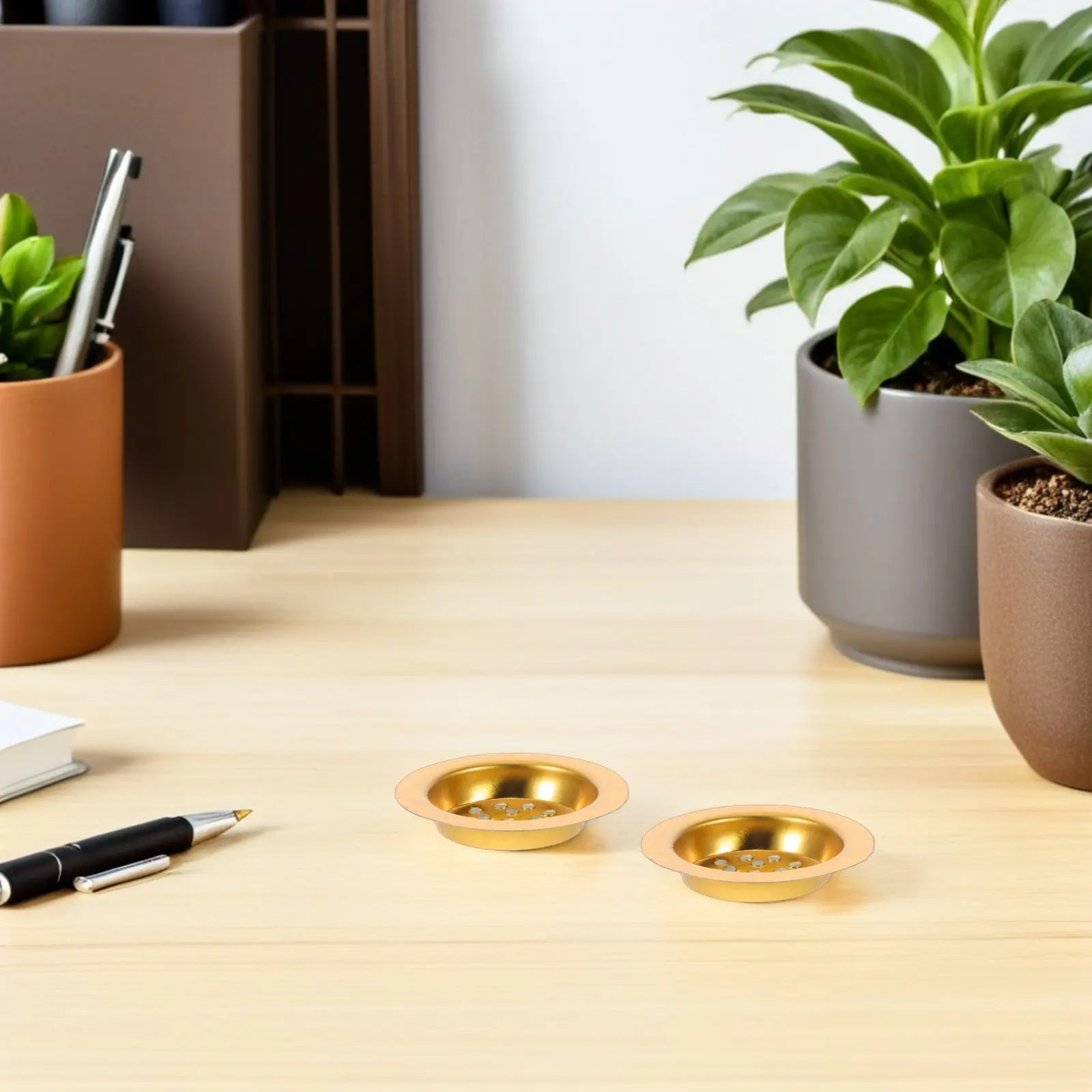 

10Pcs Incense Burner Tray Gold Perforated Iron Censer Cup Insert Charcoal Screen Resin Resin Incense Oud Accessories