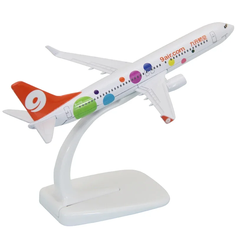 Diecast 16cm Simulation B737-800 Nine Yuan Aviation Passenger Aircraft Alloy Static Model Gift Decoration Collection