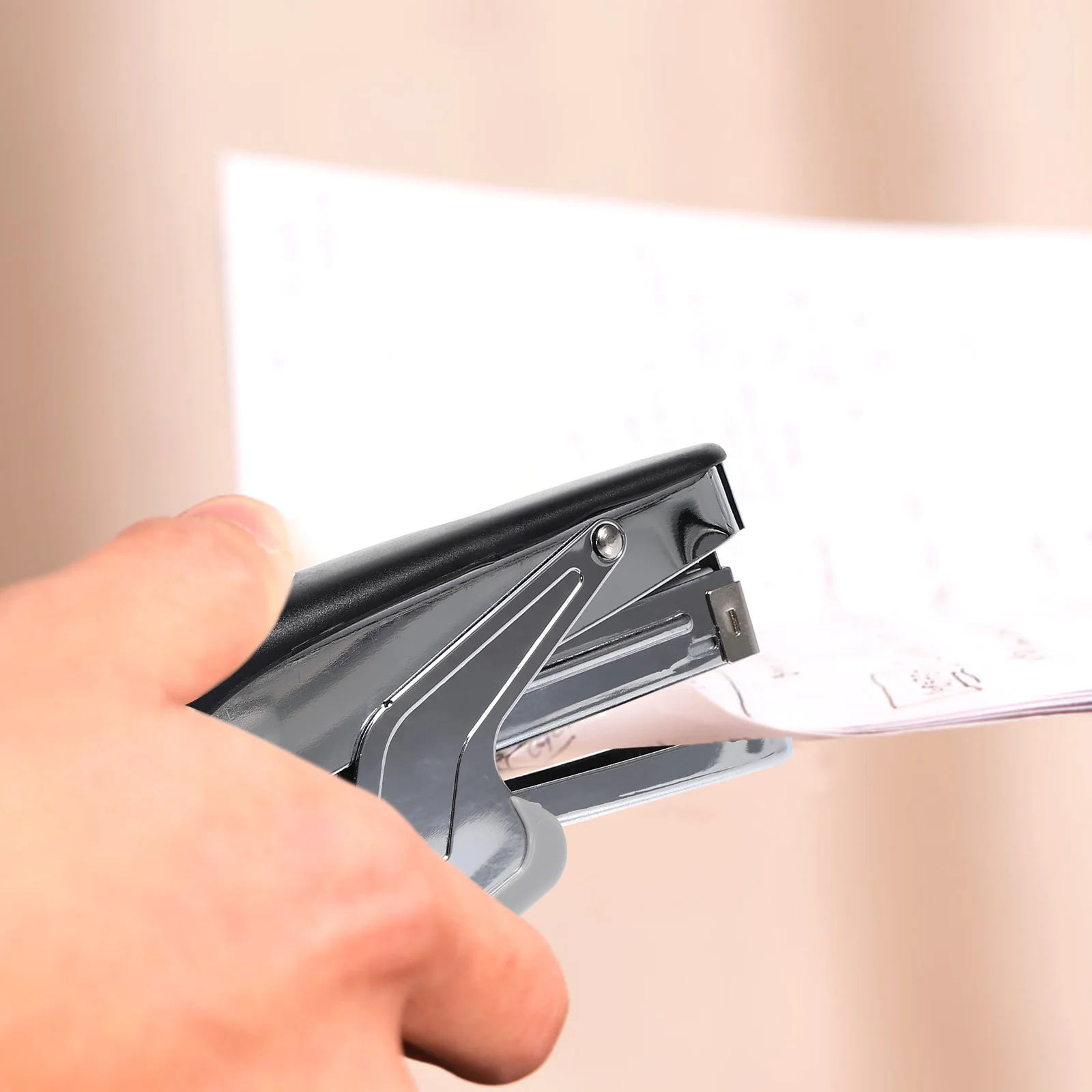 Grampeador de aperto de mão, livro de metal resistente, esgoto, design sem jam para escritório, escola, armazém, uso, alicate, grampeador