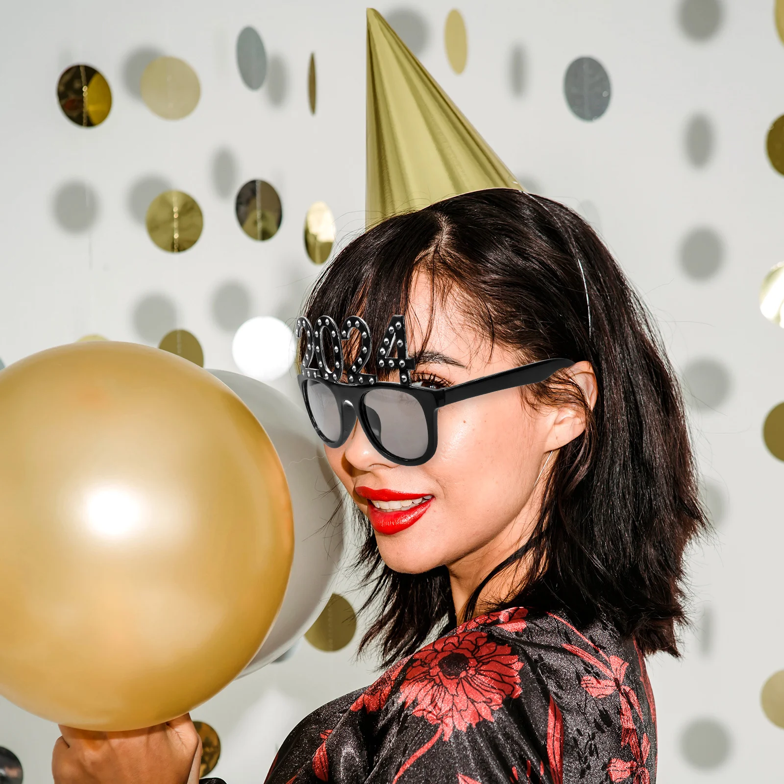 

2024 Number Eyeglasses New Year Party Supplies Lightweight Pc Glasses Eye-Catching Funny Party Photo Props Eyewear