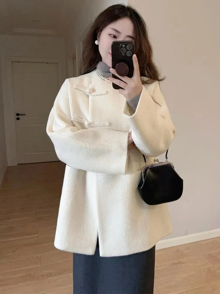 

Новое шерстяное пальто в китайском стиле с застежкой на пуговицы для женщин осенью и зимой 2025 года, маленькое шерстяное пальто в стиле ретро высокого класса