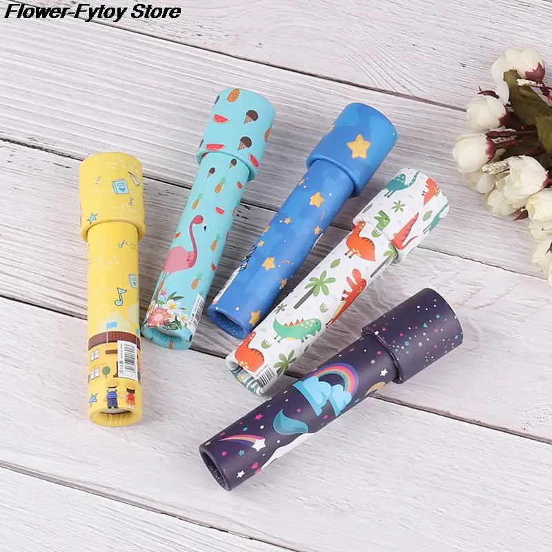 กล้องคาเลโดสโคปหมุนได้ตามตรรกะแบบโต้ตอบของเล่นเพื่อการศึกษาแบบคลาสสิกสำหรับเด็กการ์ตูนจินตนาการแบบสุ่มสี1ชิ้น