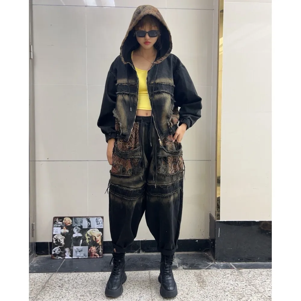 

Trendy Vintage Printed Patchwork Denim Hooded Long Sleeved Jacket + Harem Pants Two-piece Set Women 2024 Autumn LX2172