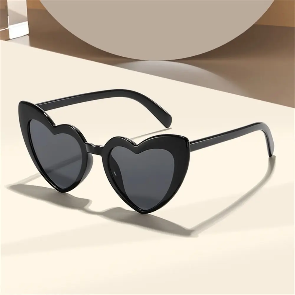 UV Protection Heart-Shaped Sunglasses Trendy Vintage Street Shooting Shades Fashion Irregular Pink Heart Sun Glasses for Women