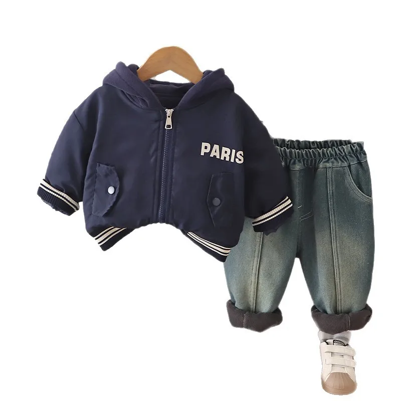 الأولاد ملابس سميكة مجموعات الشتاء 2025 الأطفال القطن المخملية معاطف هوديس الدنيم السراويل 2 قطعة بدلة دافئة للطفل رياضية الاطفال 5Y