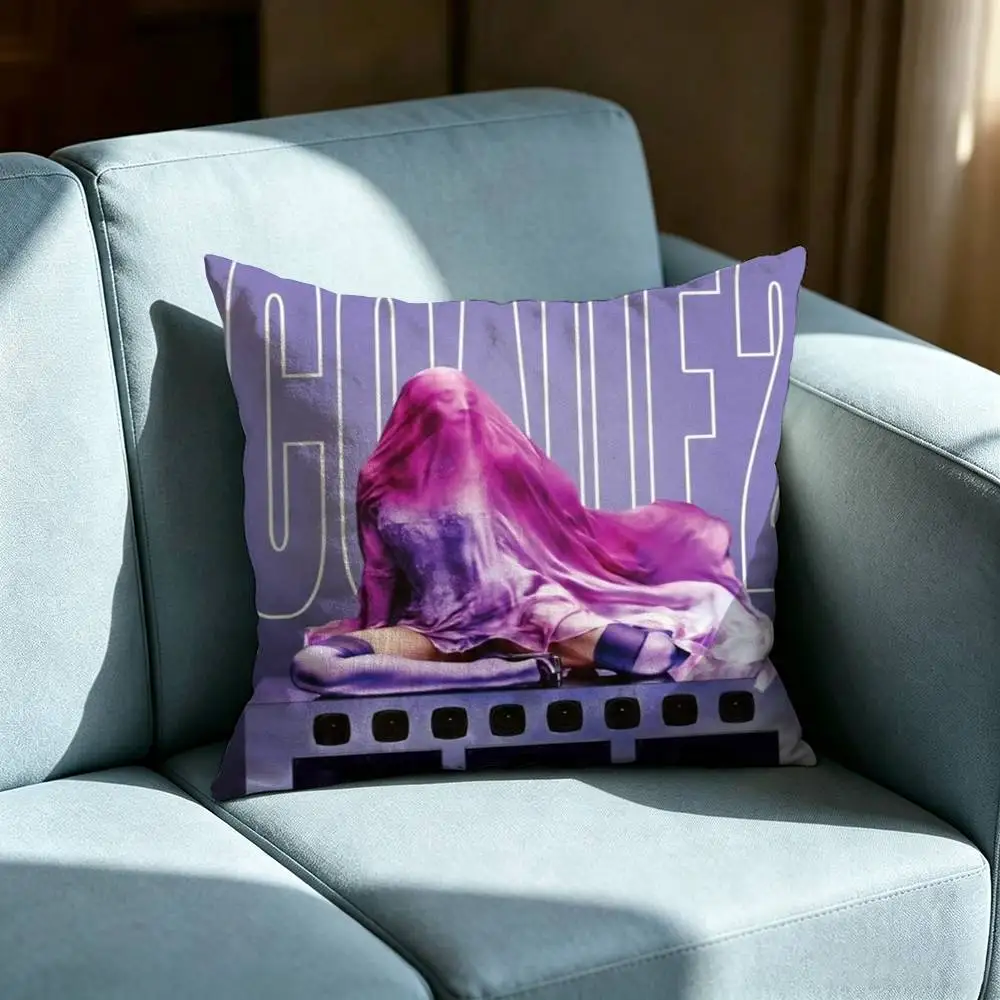 Madonna I Feel So Free Confessions Double-sided printed pillow cover Solid color minimalist pillowcase, fits all bedroom styles
