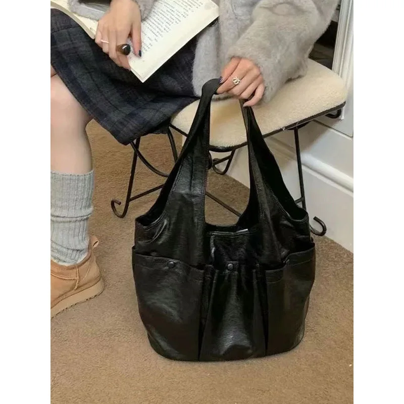 

2026Niche Design Autumn and Winter Ancient Shoulder Large-capacity Tote Bag Double-petal Pocket Pants Pleated Crossbody Tote Bag