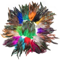 Piume di pollo di gallo colorate naturali all'ingrosso per artigianato che fanno gioielli Dream Cather Cock Feather decorazione creativa