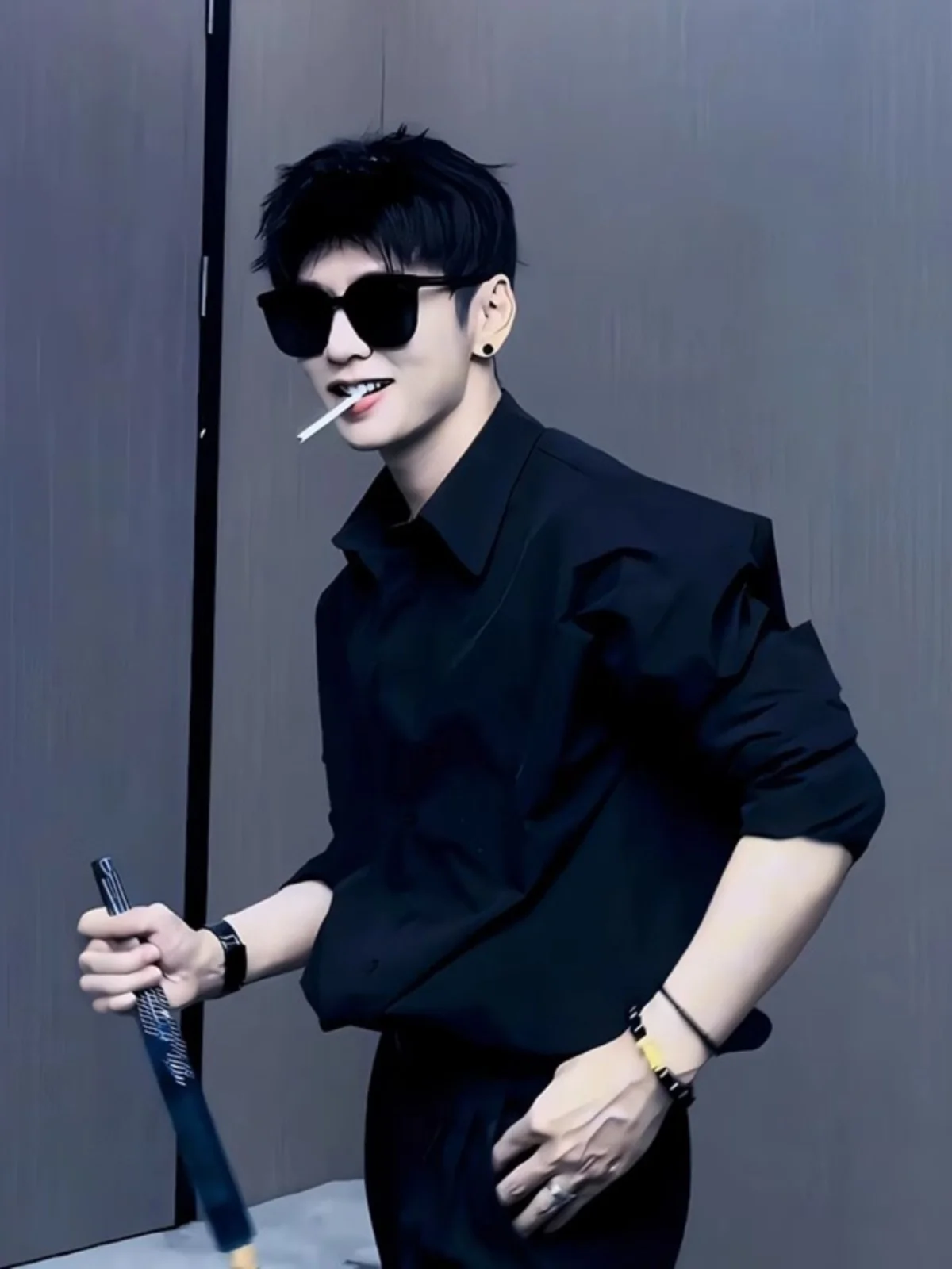 

Dapper Black Long Sleeve Men's Shirt Inner Wear Suit Style Casual Fashion Spring Collection Loose Fit Classic Collar Button down