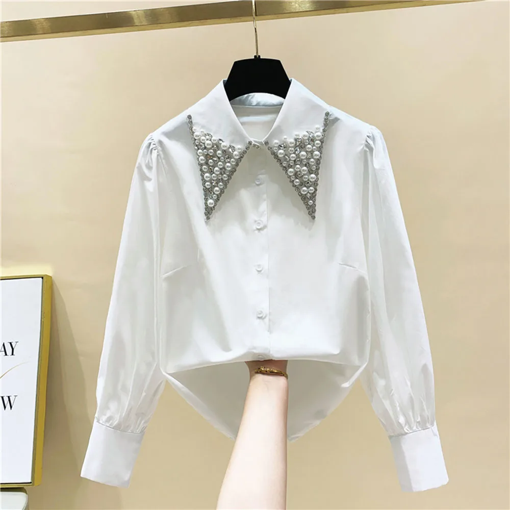 Camisa blanca con cuello de perlas y diamantes para Mujer, blusa elegante de alta calidad, Tops de primavera, novedad de 2022