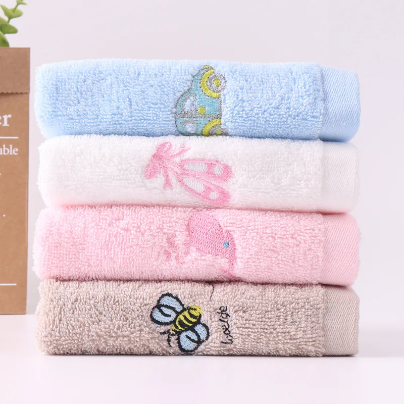 A piece Children\'s towel cotton cartoon solid color square towel soft absorbent saliva towel for infants and toddlers