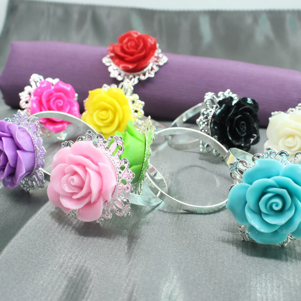 

50 шт./лот, много цветов, декор в виде розы, золотые кольца для салфеток, держатель, обручи, романтические, красивые, для свадебной вечеринки, украшение стола