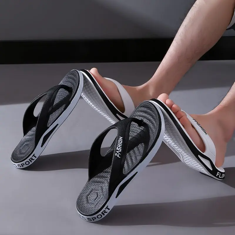 Fashionable Couples Thong Slippers Casual Anti-Slip Slip-On Bath Sandals Comfortable Breathable Massage Beach Slippers