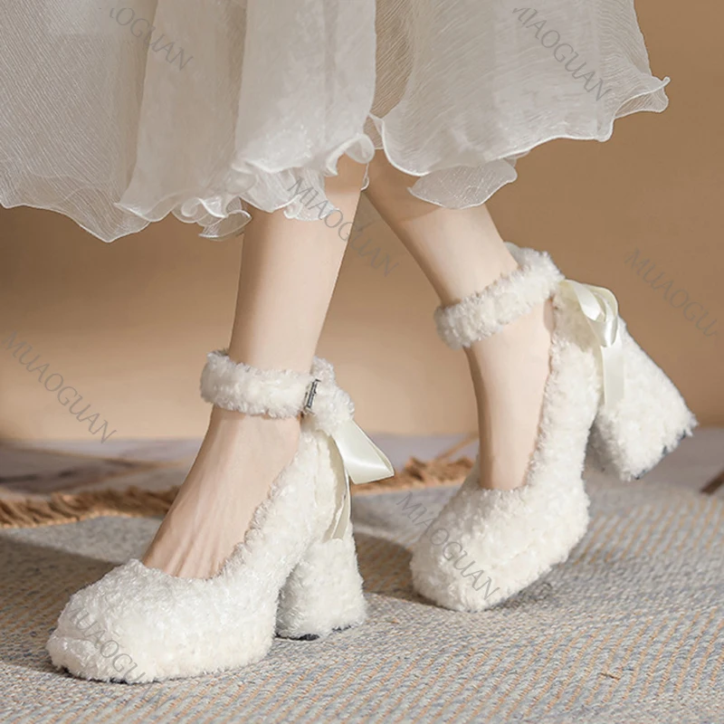 

Женские пушистые туфли-лодочки с круглым носком на массивном высоком каблуке, зимняя обувь для женщин, модные элегантные женские модельные туфли на каблуке с ремешком на щиколотке