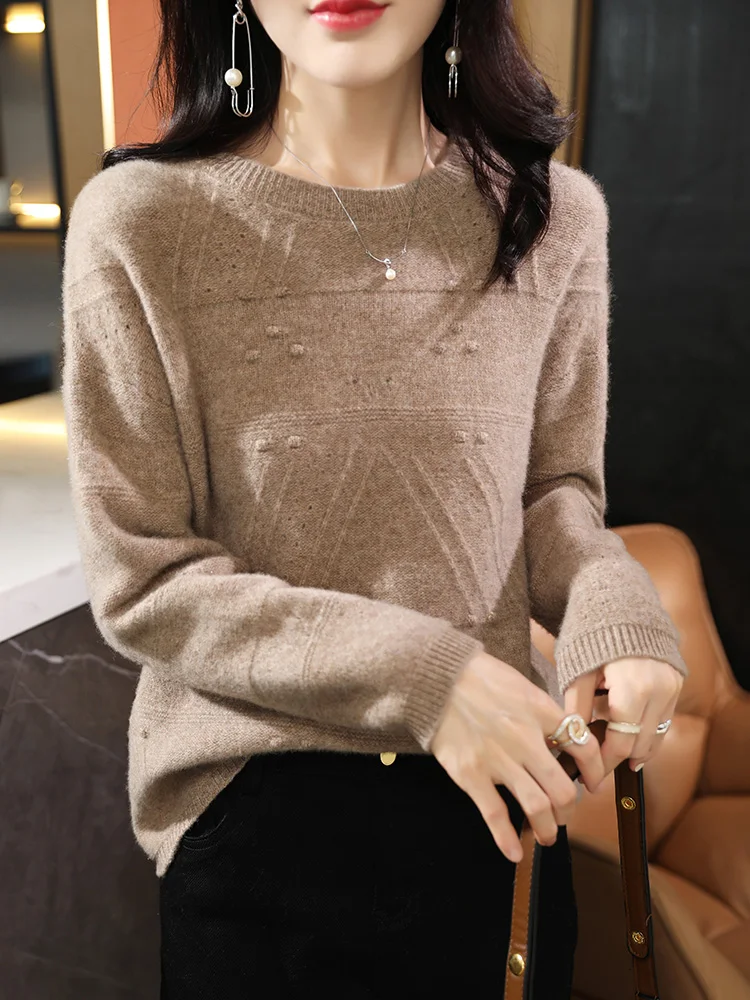 New Underlay Woolen Sweater Women\'s 100 Pure Wool Round Neck Hollow Knitted Sweater Loose Pullover Autumn/Winter Sweater