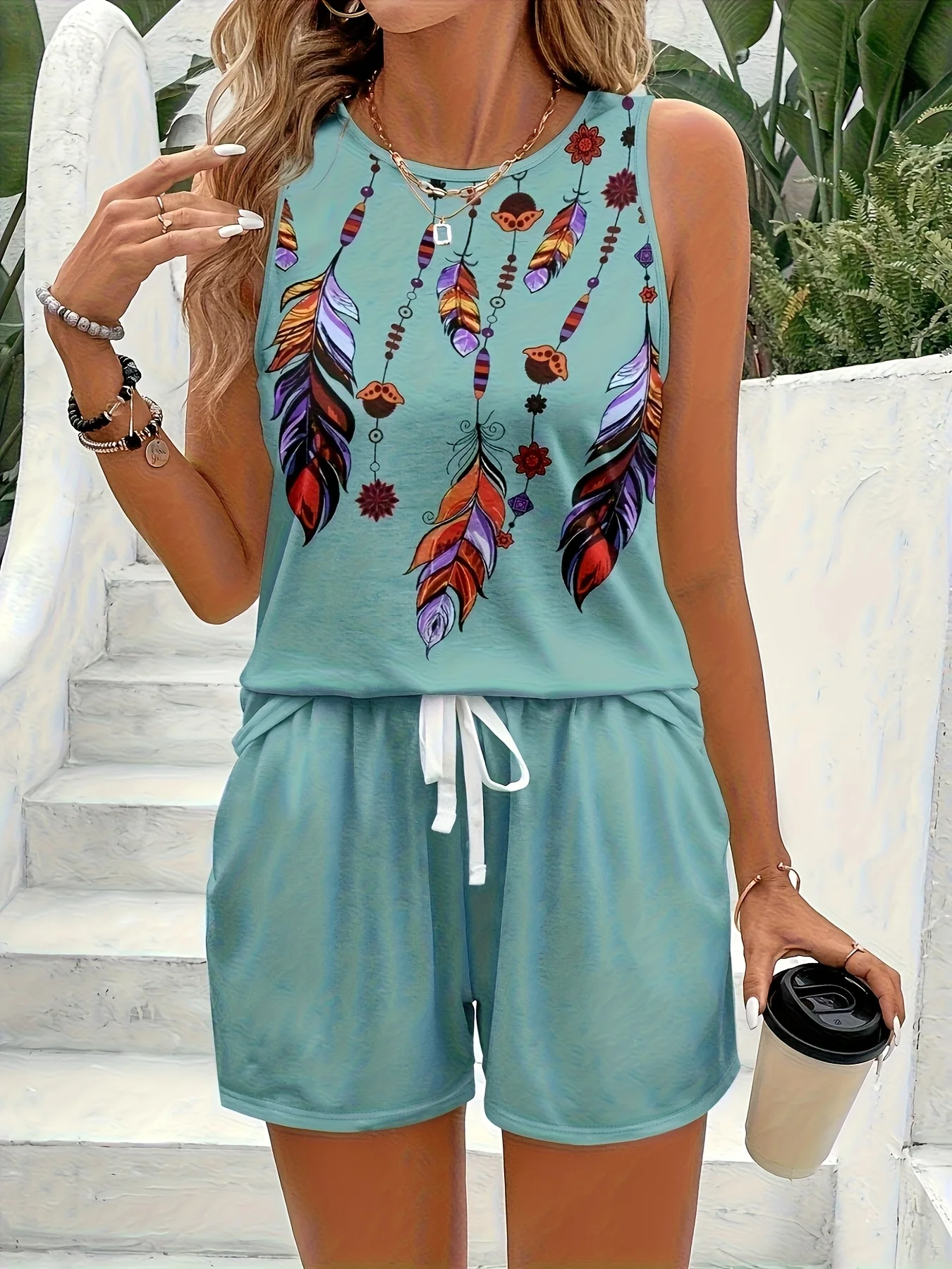 

Large size summer new feather print casual and fashionable round neck shorts set for women