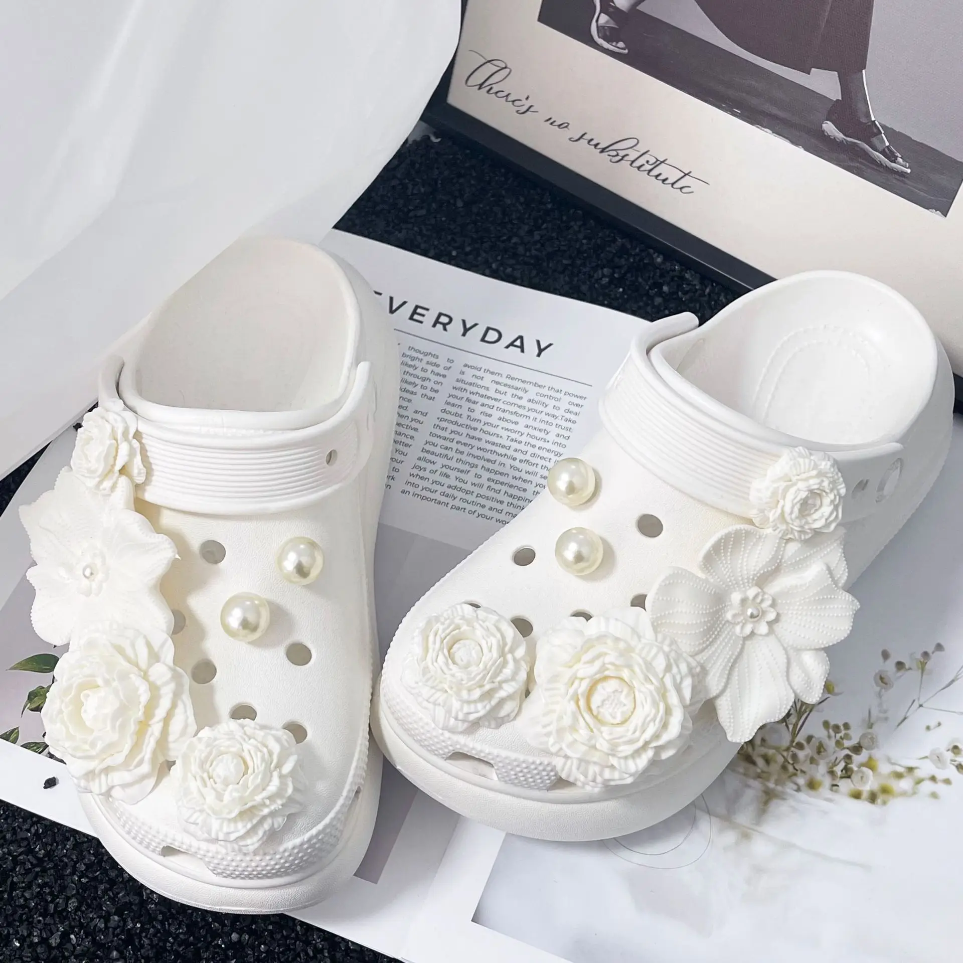 DIY الأزياء زهرة PVC الأحذية سحر الاكسسوارات ل قباقيب النعال الشريحة صندل حديقة الأحذية الديكور مشبك دبابيس فتاة النساء هدية