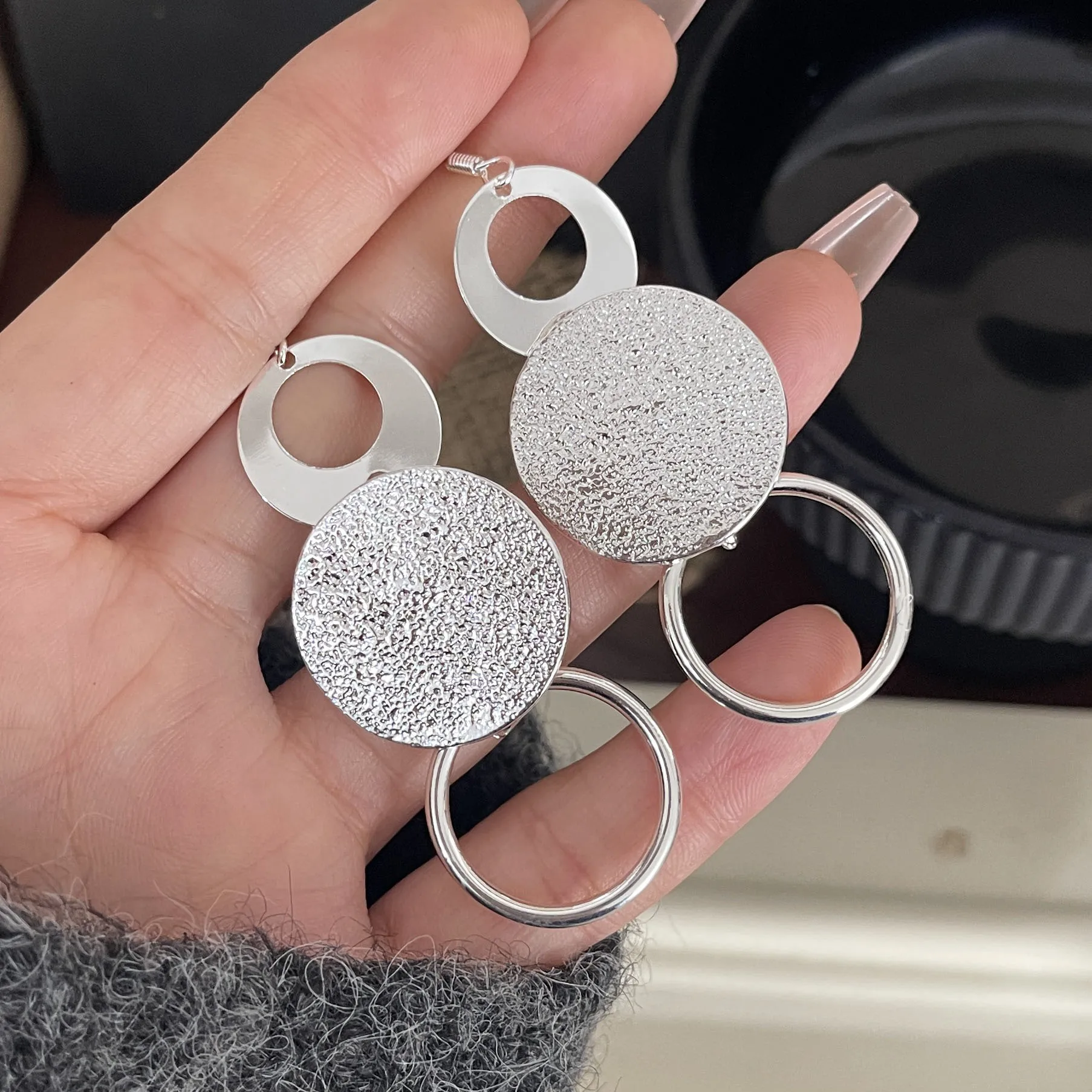 

Серьги из стерлингового серебра 925 пробы для женщин, модные геометрические круглые серьги, ювелирные изделия, предотвращающие аллергию, подарочные аксессуары для вечеринок