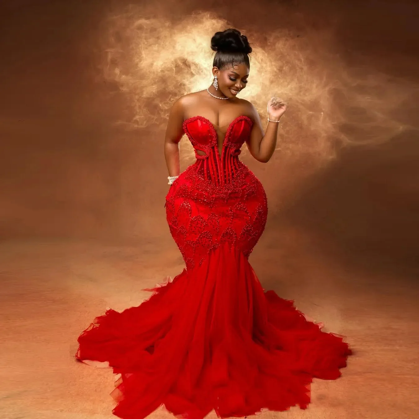 

Красное вечернее платье больших размеров для выпускного бала, с вышивкой бисером, вырезом «сердечко», корсетной спинкой, силуэт «русалка», с аппликациями и бисером, из мягкого тюля