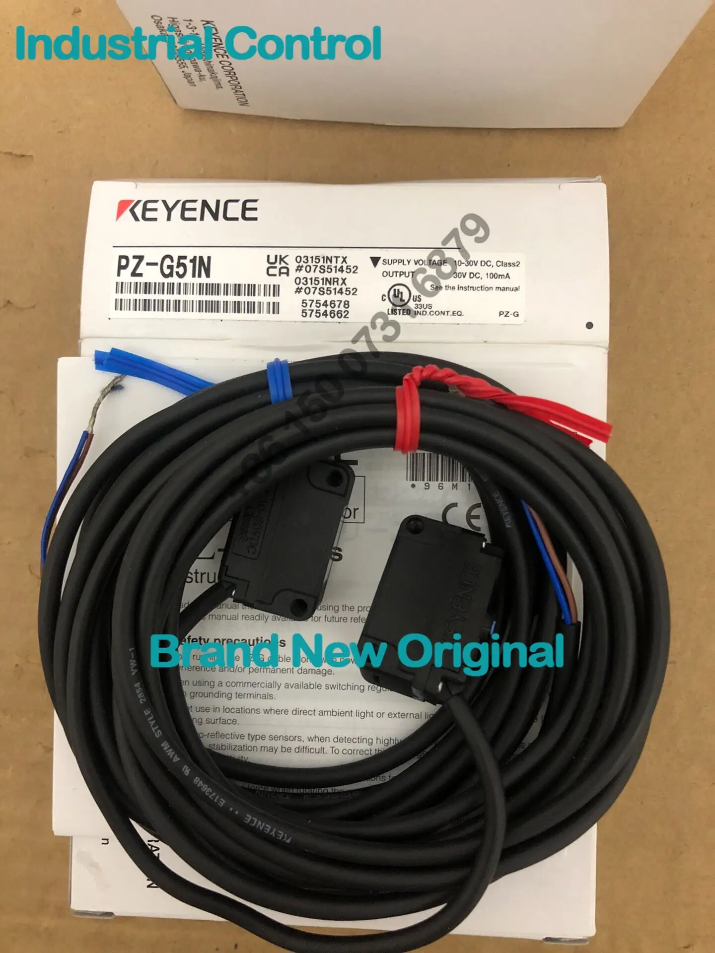 KEYENCE, PZ-G51N, Photoelectric Sensor, Built-in Amplifier, Diffuse Reflection 500mm NPN
