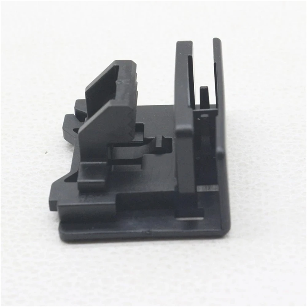 

10pcs OEM Door Sill Sideskirts Clamps for BMW E30 E32 E34 Clip Bracket 51711938940