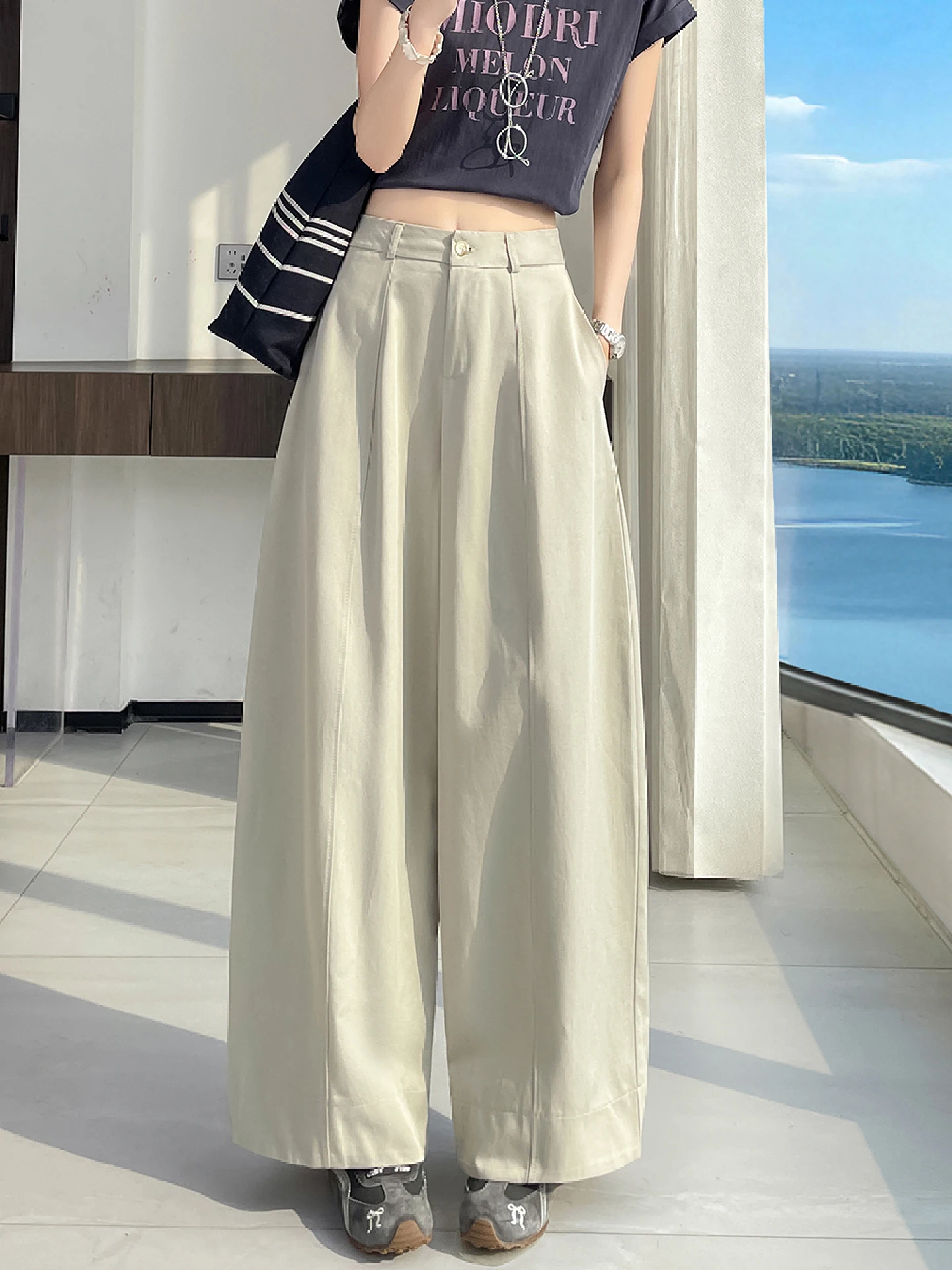

Korean Sle High Waist Drapey Wide Leg Suit Pants Women's Spring Summer 2026 New Small Size Casual Straight Nine Points