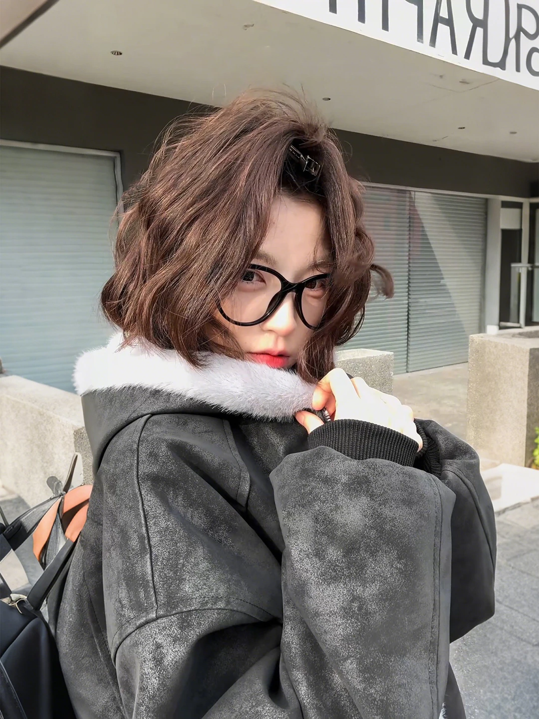 

Men's Bla Hooded Cotton Jaet Retro Fce Lined PU Leather ort Coat Warmth Comfortable Fit Zipper Closure Long Sve