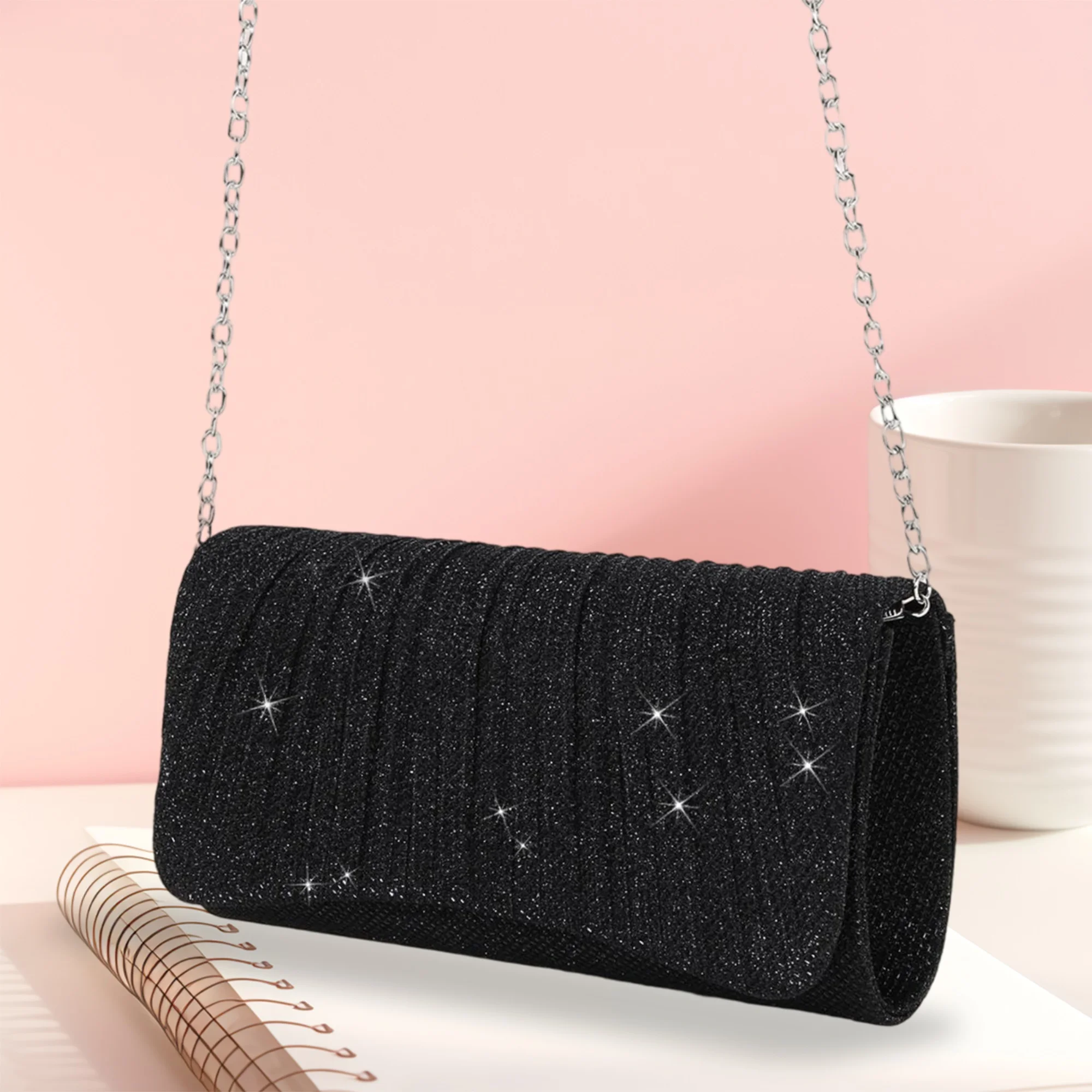 

Elegant Evening Clutch Bag with Shimmering Sequin Detailing and Detachable Chain Strap for Stylish Events and Parties