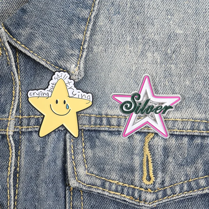 Lustiger Stern-Zitat-Anstecker, Sammlerstück, niedliche Meme-Charakter-Brosche für Rucksack, Jacke, Tasche, Teenager-Geschenk, Mode-Accessoire – Detail 8