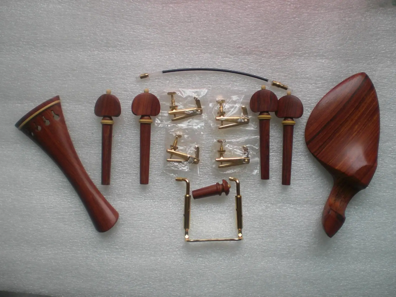 1 Set Rosewood Violin Parts 4/4 With Boxwood Collar and Gold Color Fine Tuner and Clamps Tail Gut