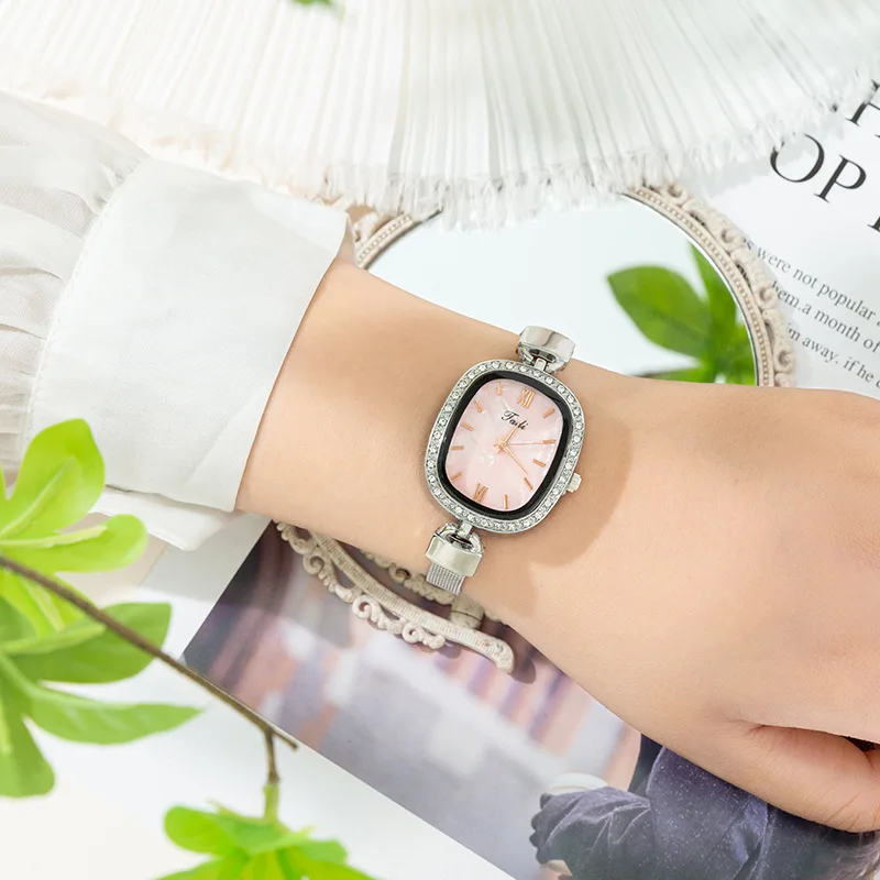 Fashion Rhinestone Woman's Watch Mesh with Bracelet Quartz Shell Quicksand Halo Watches Wristwatch Relogio Masculino Feminino