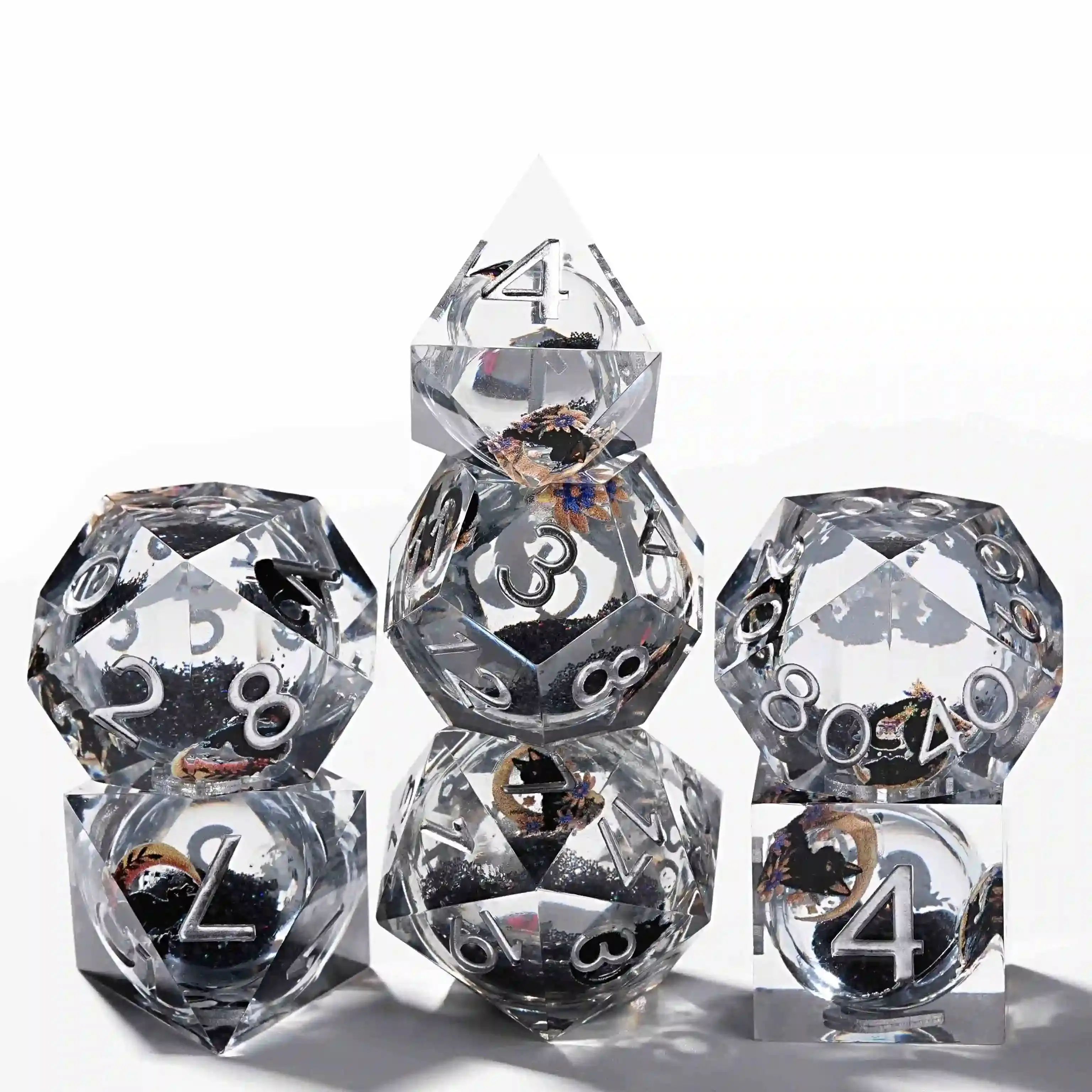 

1-7Pcs Moon and Black Cat DND Dice Set Powder Core Sharp Edge Handmade Polyhedral Resin Dice for Multi-Sided RPG D6~D20
