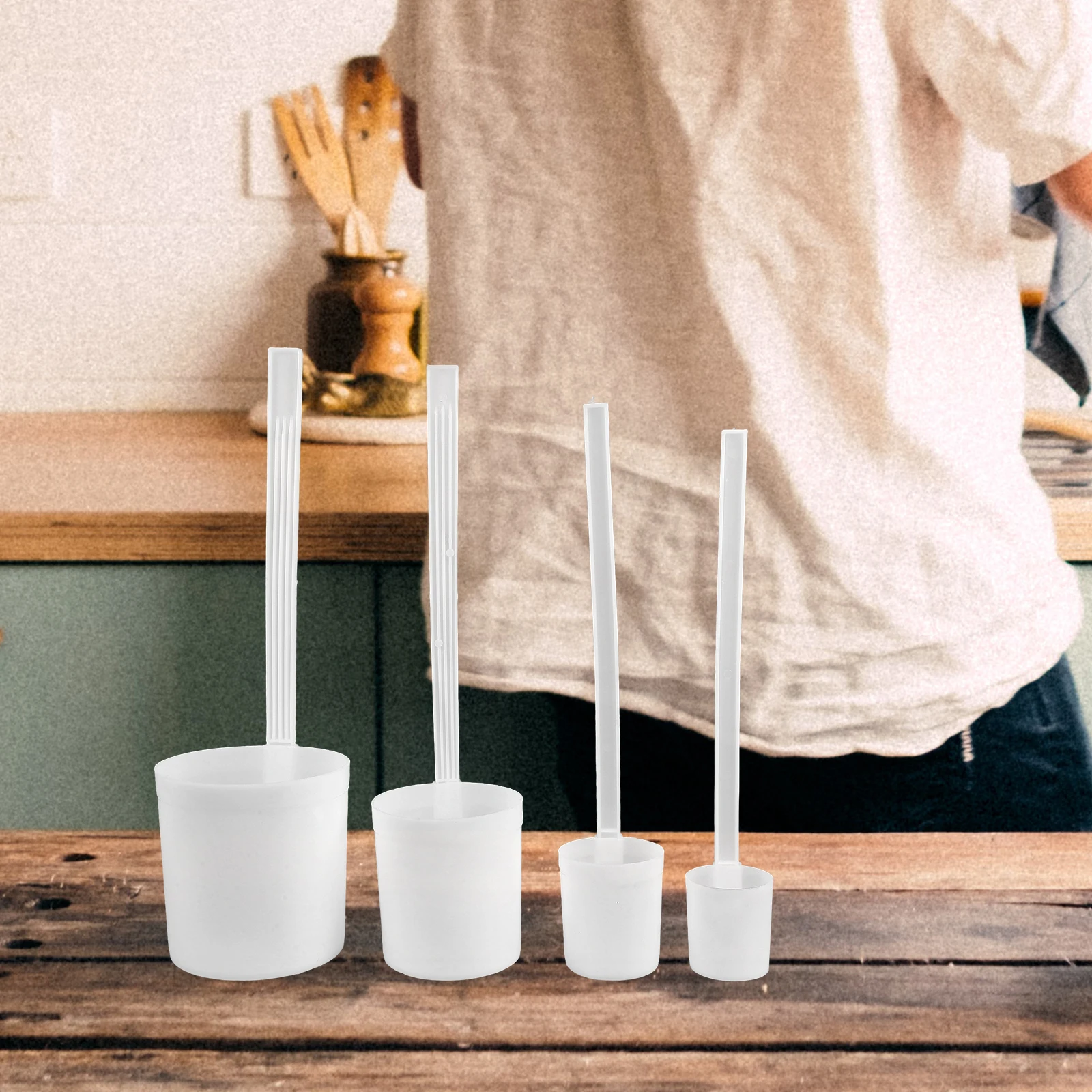 

4 Pcs Measuring Spoon Plastic Long Handle 1oz 2oz 6oz 16oz Capacity Kitchen Gadgets Beer Pouring Ladle Elegant Design