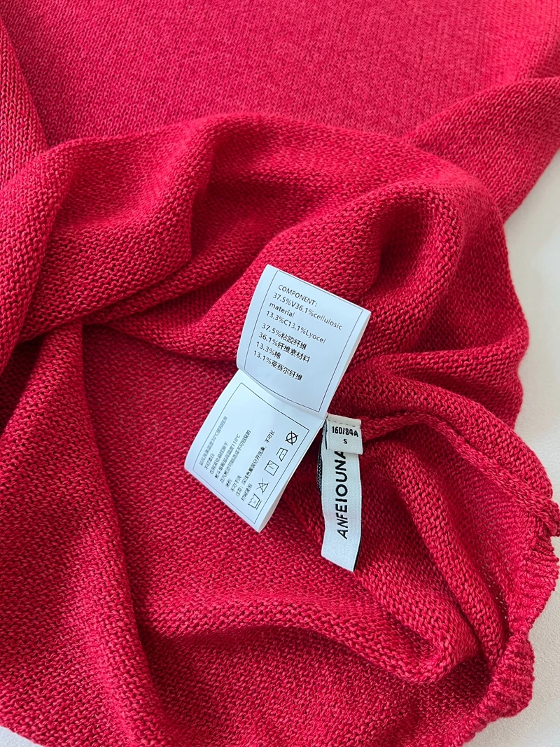 

Laid-ba Korean Sle Red V-ne Knitted Sexy Svel Commuting White Enhancing Slimming Top for Women Casual Loose Fit