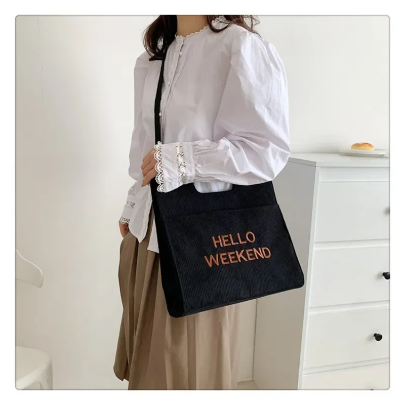 

Female Tote Shoulder Bag Women New Fashion Hand-held Texture Luxury Brand Shoulder Bag Handbag Joker Messenger Shoulder Bag Tide