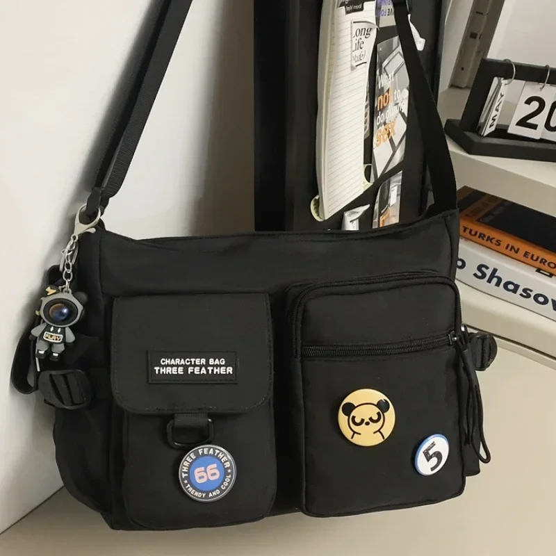 

Solid Large Capacity Interior Compartment Crossbody Bags Soft Fashion 2025 Hot Sale Bags for Unisex Zipper Nylon Crossbody Bags