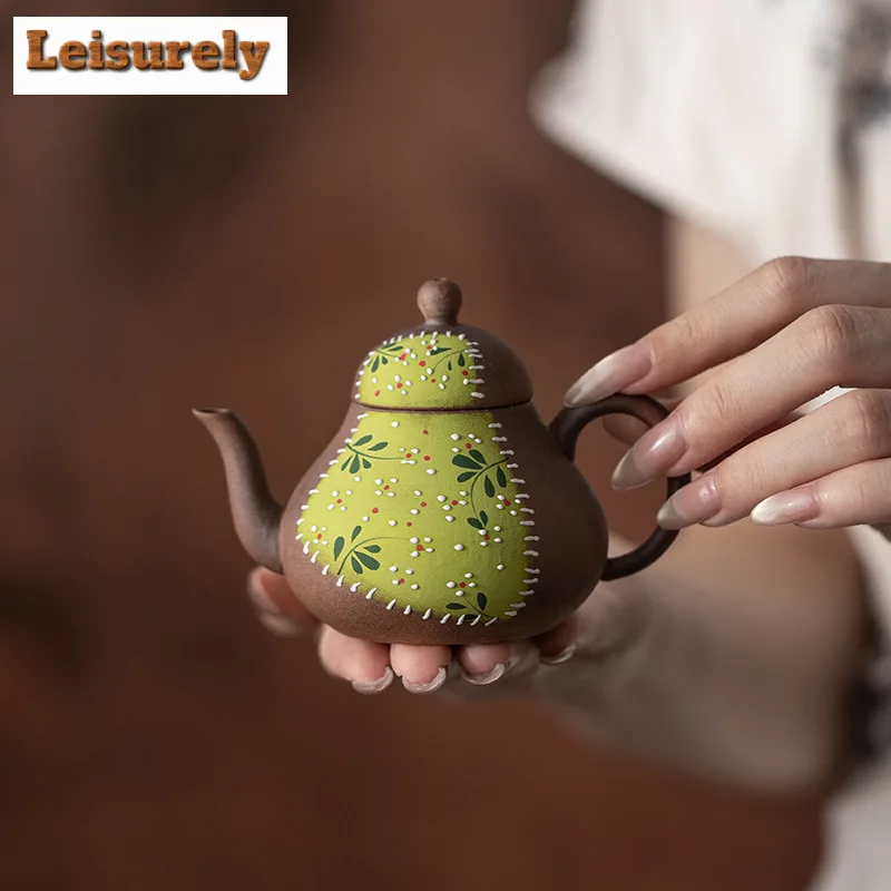 

100ml Hand-painted Yellow Chrysanthemum Teapot Elegant Tea Infuser Pot Household Tea Maker Kettle With Filter Teaware Ornaments