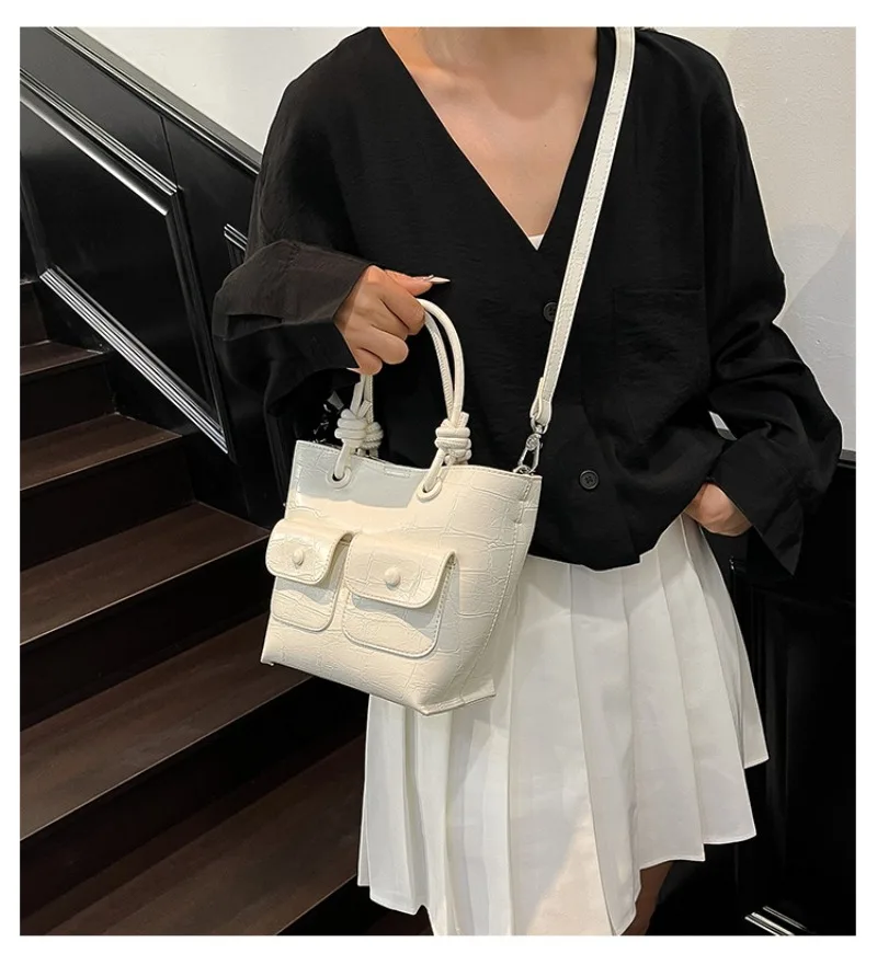 

Новая женская большая сумка 2025 года — большая сумка через плечо, просторная рабочая сумка через плечо с карманами, стильная и прочная повседневная сумка