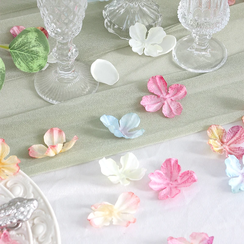 50/10 Stück künstliche Hortensienblütenköpfe für die Dekoration von Wohnräumen, Partys, Gärten, Hochzeiten, Bastelarbeiten und zur Herstellung von Blumenkränzen. – Detail 4