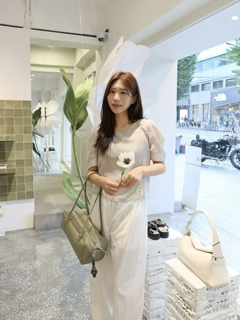 

Nok Xiaola Authentic Brand Summer 2025 ort Sve Chiffon irt with Susps Korean Sle Straight Cut Thin