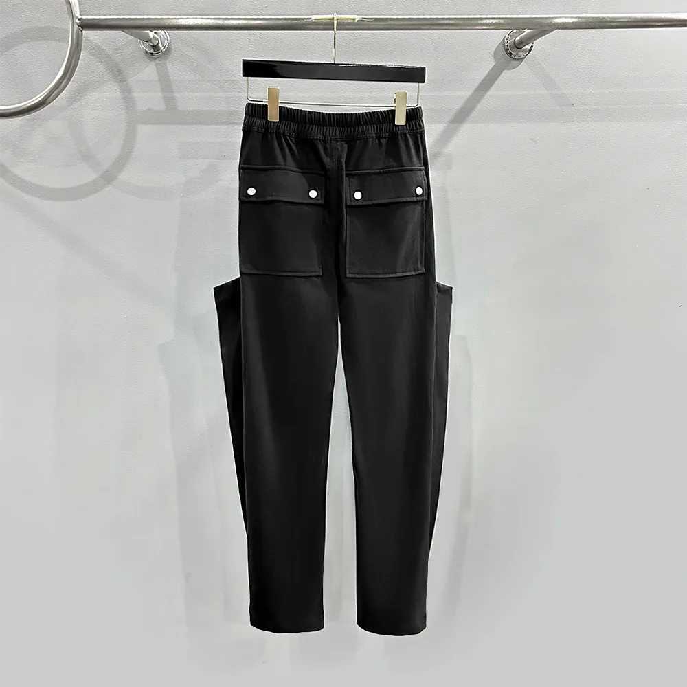 Niche Designer Stijl Herenbroek 2024 Herfst en Winter Donker Gebreid Punk Multi-Knop Ontwerp Los Type Uitlopend