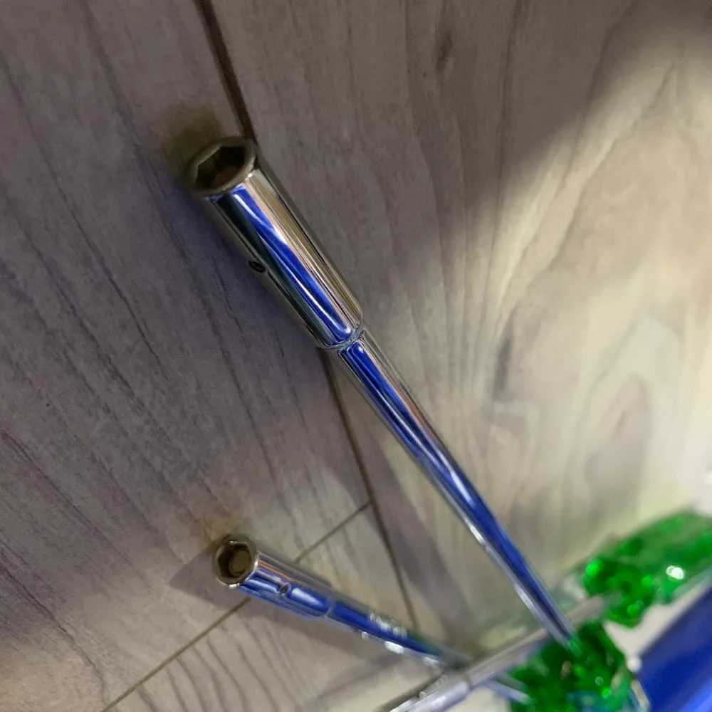 

Отвертка с гайковертом DNC 5,5 мм * 230 мм для инженерных копировальных инструментов с магнитом