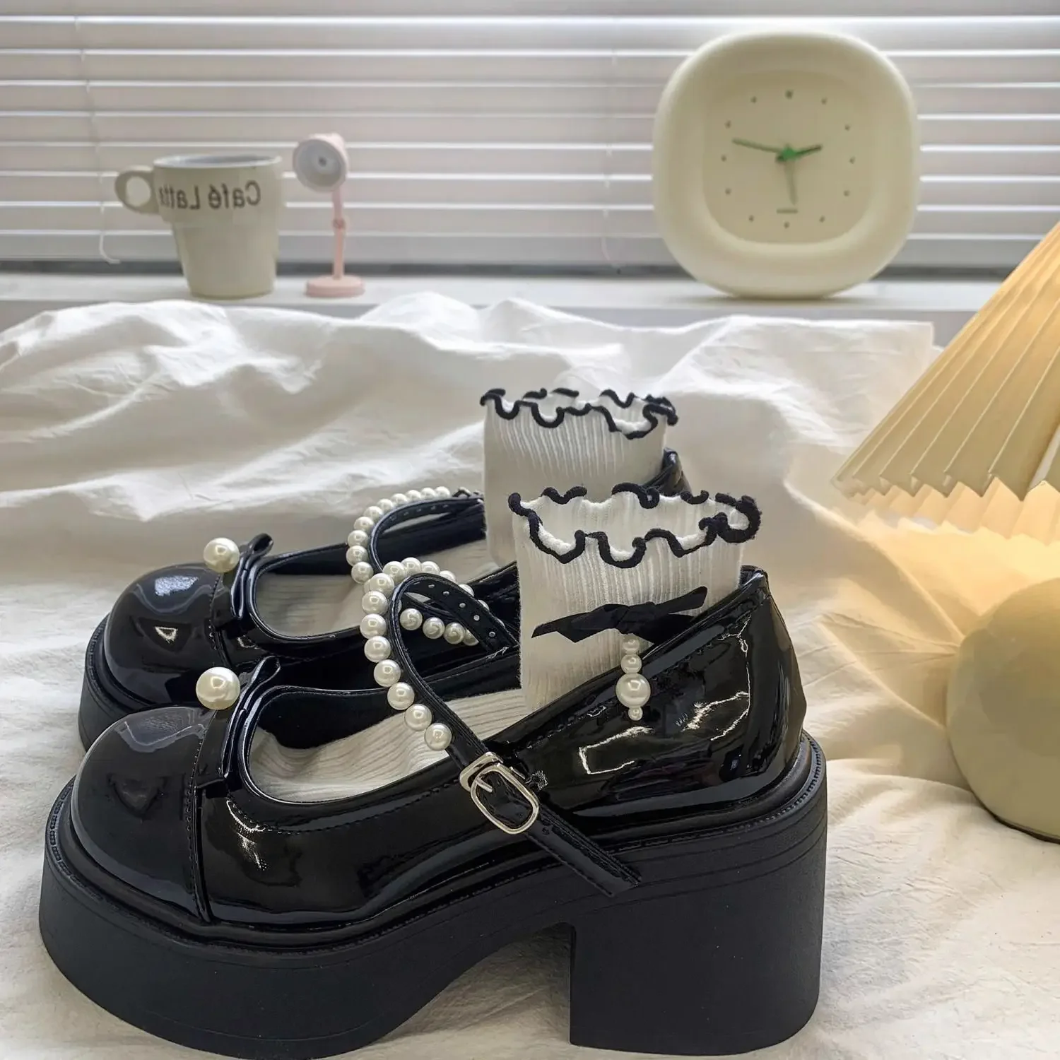 

2025 Summer New Arrival French Vintage Women Mary Jane Leather Shoes Thick Sole Chunky Heel for Dresses JK Style Single Shoes