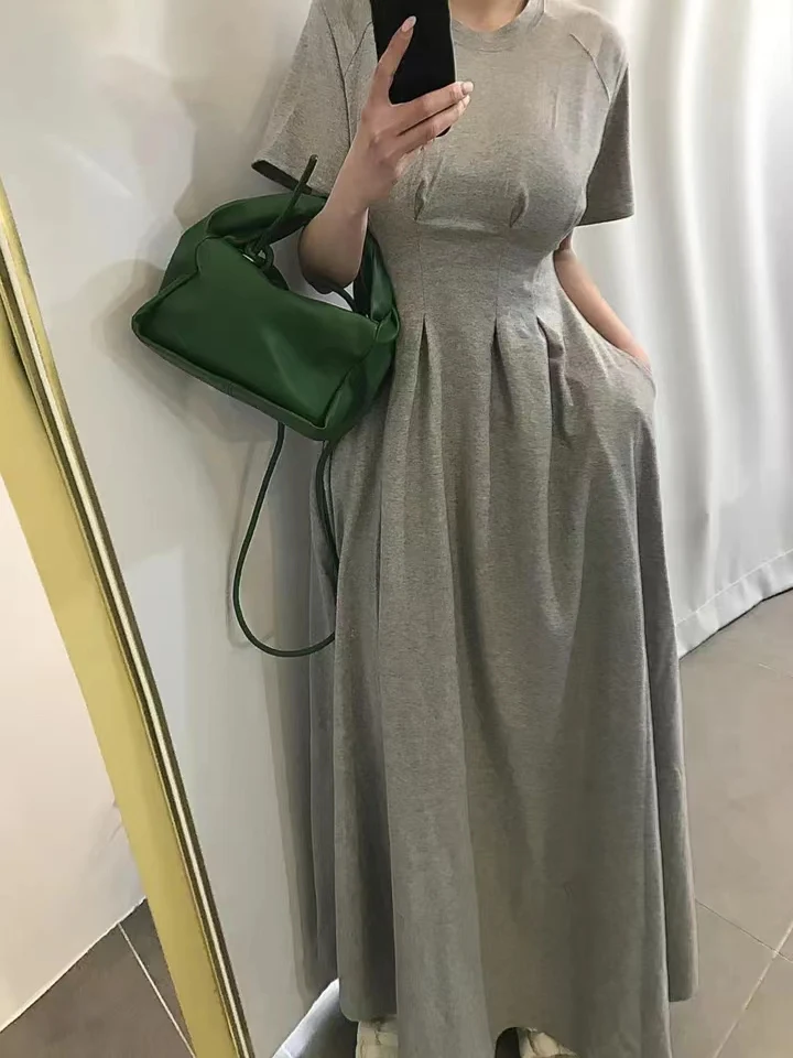 Chic ort Sve T-shirt Dr femme ronde Ne taille plissée minceur Simple Match a-ligne jupe longue tendance coton Dr